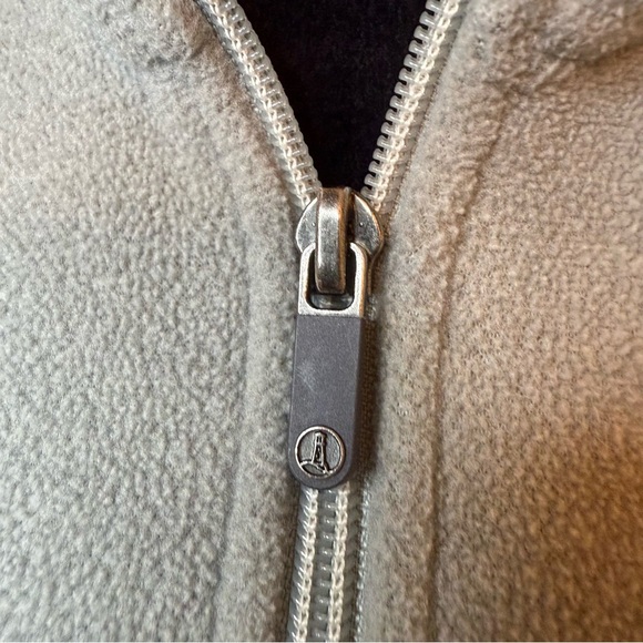 Lands' End | Light Gray Polartec Fleece Vest | Sz M - Picture 6 of 8